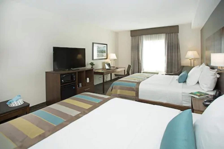 Bedroom 3, Wingate By Wyndham Calgary Airport, Division No. 6