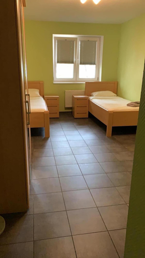 Bedroom 2, motel am Outletcenter, Neumünster