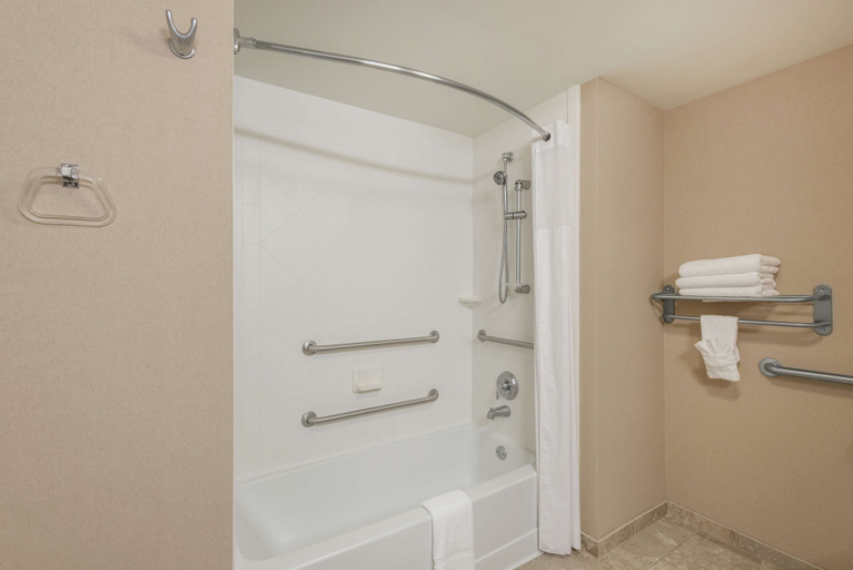 Bathroom 4, Hampton Inn Branson - Branson Hills, Taney