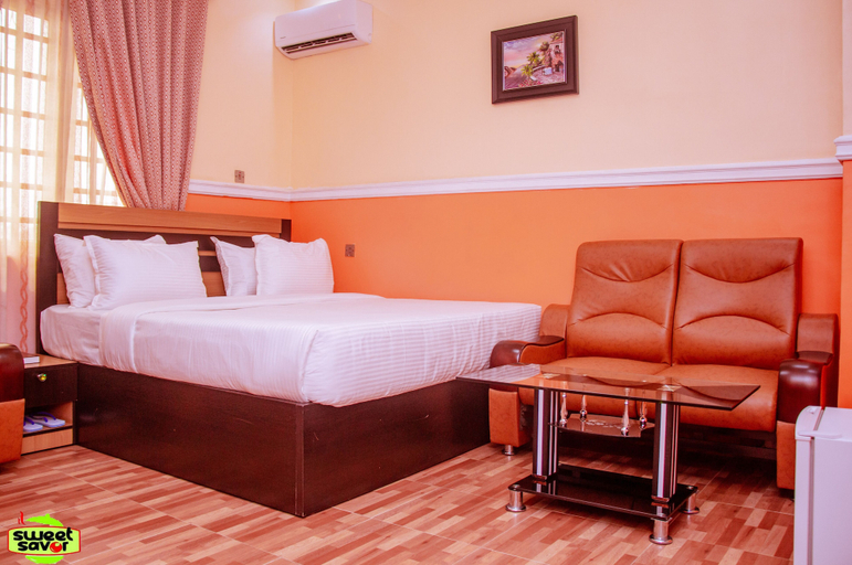 Bedroom 2, Sweet Savor Hotels and Suites Annex, Oshodi/Isolo