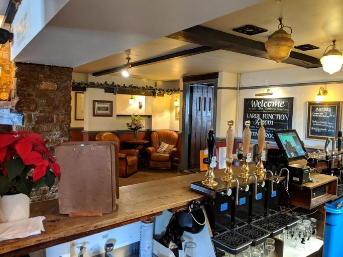 Food & Drinks 5, Sparkford Inn, Somerset