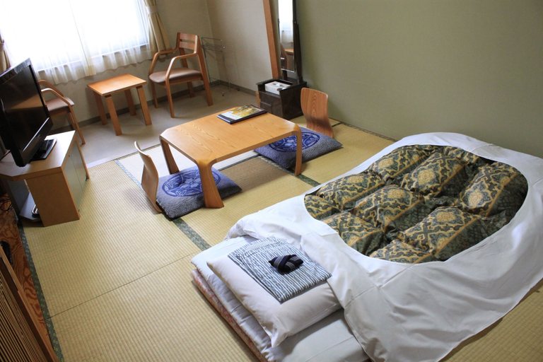 Bedroom 3, Nakatono Hotel, Sapporo