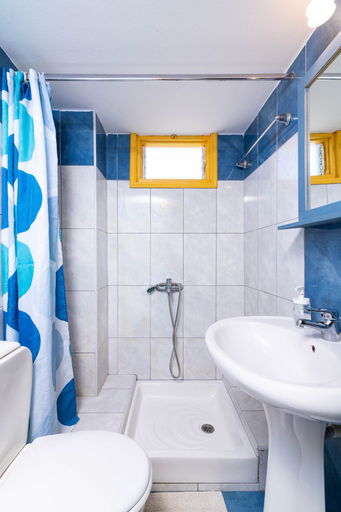 Bathroom 5, Afroditi Apartments, Crete