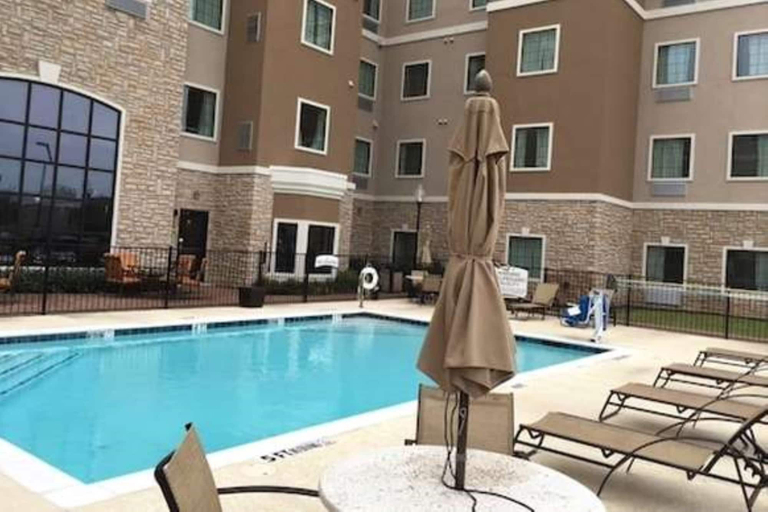 Sport & Beauty 1, Staybridge Suites DENTON, Denton