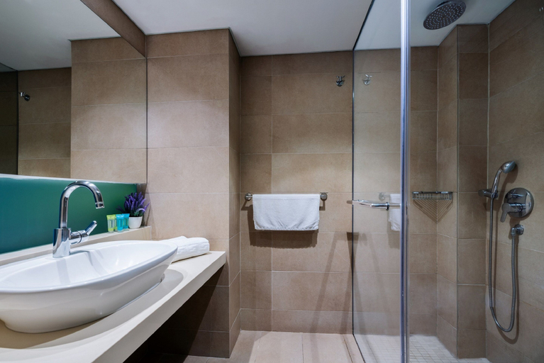 Bathroom 4, Angela Downtown Hotel, South Aegean