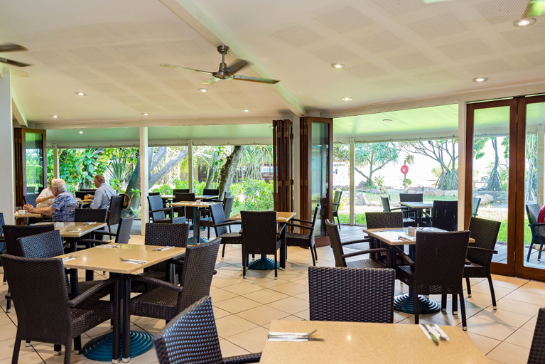 Food & Drinks 5, Heron Island Resort, Calliope - Pt B