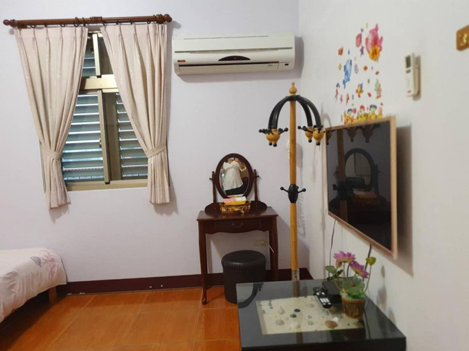 Bedroom 2, Yilan Xiang Feng Homestay, Yilan