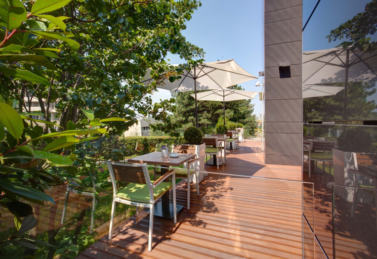 Food & Drinks 5, Hotel Heritage, Belgrade
