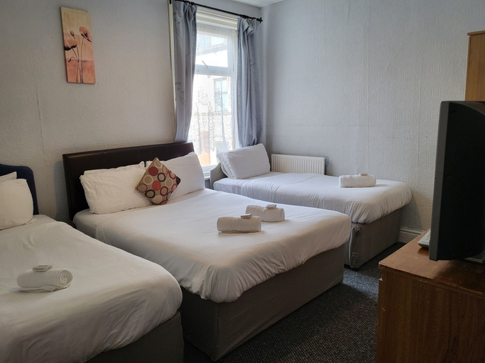 Bedroom 2, Tulip Hotel, Blackpool