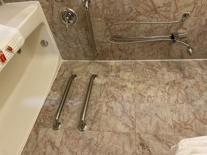 Bathroom 4, Econo Lodge At The Falls North, Niagara