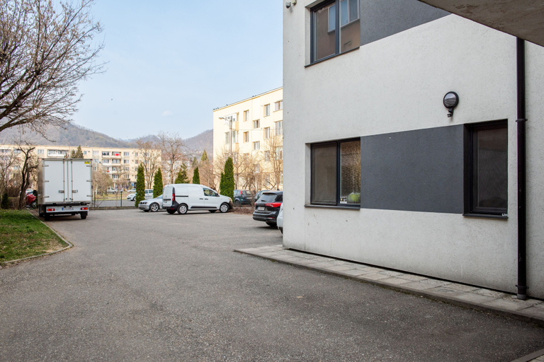 Exterior & Views 2, Niagara Apartments, Baia Mare