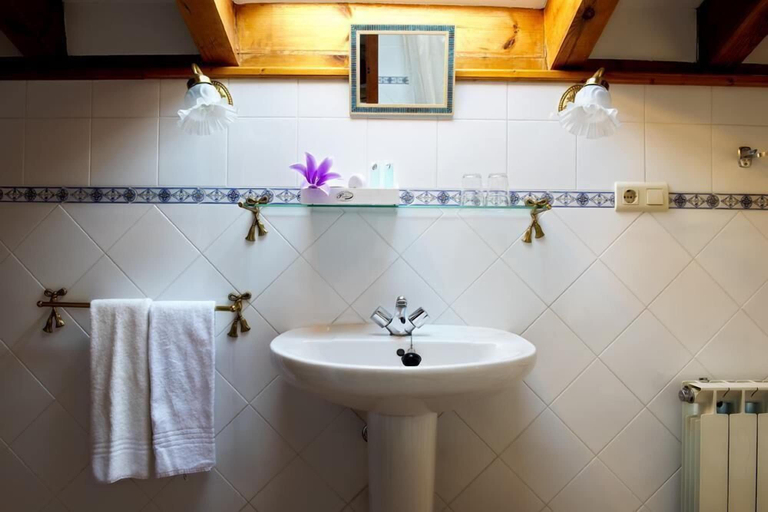 Bathroom 5, Hotel Rural La Casa de Pasarón, Cáceres