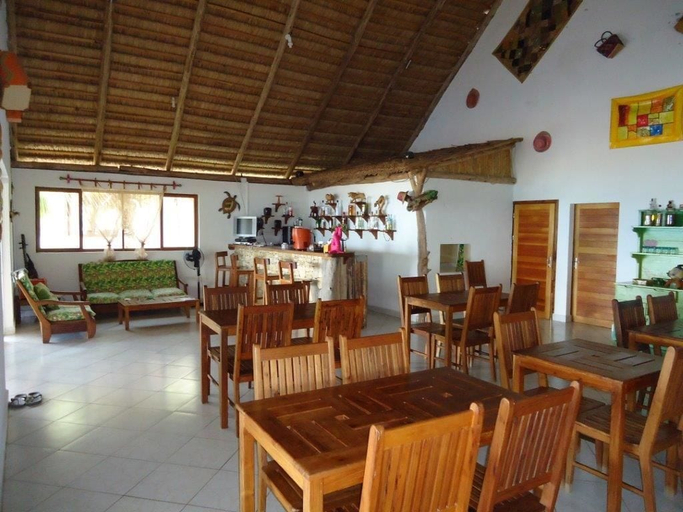Food & Drinks, Caliente Beach Lodge, Atsimo-Andrefana