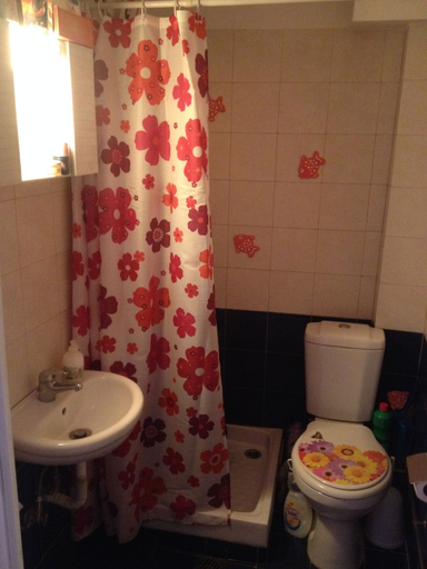 Bathroom 5, Arabas - Hostel, Central Macedonia