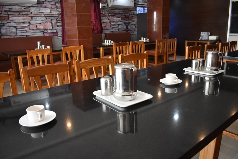Food & Drinks 5, Apple Park Annexe, Tiruchirappalli