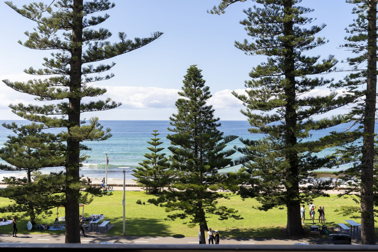Others 4, Manly Beachfront Apartment, Sydney
