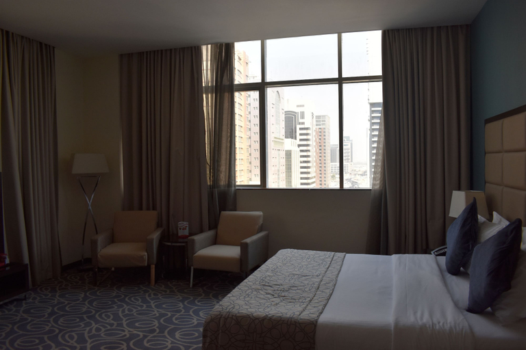 Bedroom 5, Ramada by Wyndham Abu Dhabi Corniche, Abu Dhabi City