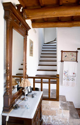 Bathroom 4, Ilianthos Traditional Maisonette, Crete