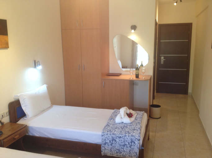 Bedroom 3, Avra Hotel, Central Macedonia