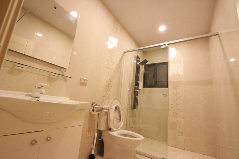 Bathroom 4, C.C. Sleep, Penghu