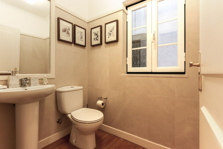 Bathroom 3, Alfama Prestige by Homing, Lisbon