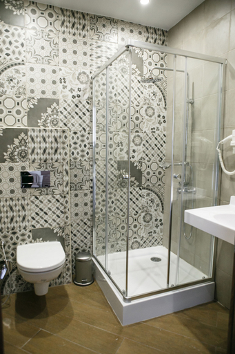 Bathroom 4, Andersen Hotel, Karachayevskiy rayon