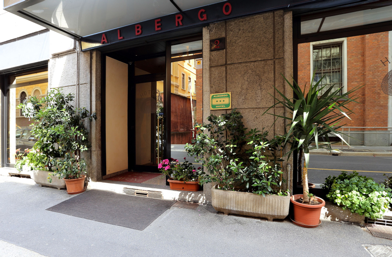 Exterior & Views 2, Hotel Pavone, Milano