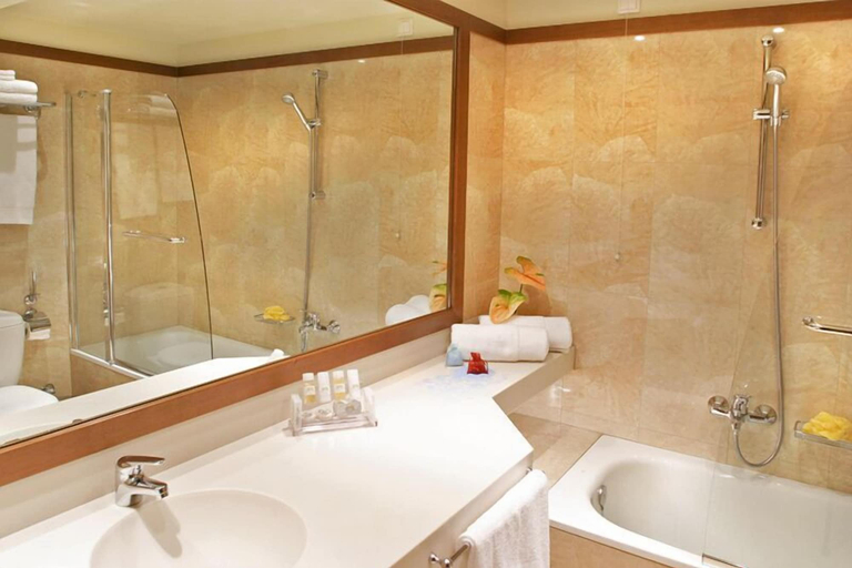 Bathroom 4, Volos Palace, Thessaly