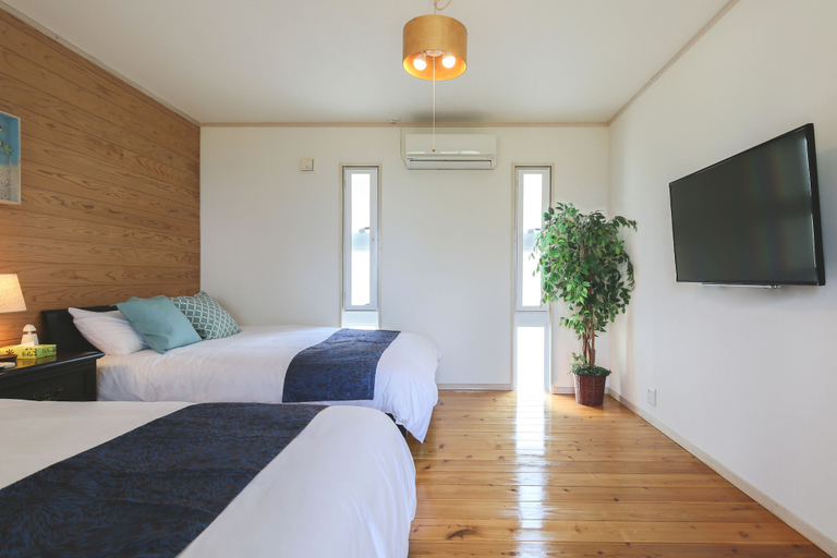 Bedroom 3, Hermit Hills Okimawa ~with COLORS~, Onna