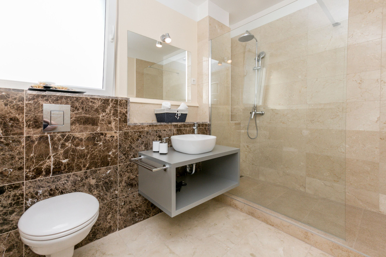 Bathroom 5, Villa Toma - Private Estate, Milna