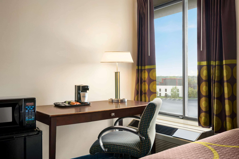 Others 4, Super 8 by Wyndham Liverpool/Syracuse North Airport, Onondaga