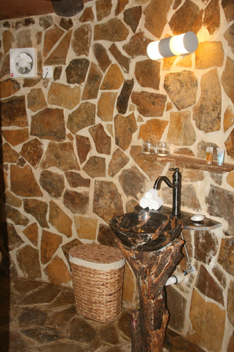 Bathroom 3, Souly Eco Lodge, Taqah