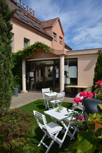 Exterior & Views 2, Hotel - Restaurant Crystal, Bas-Rhin
