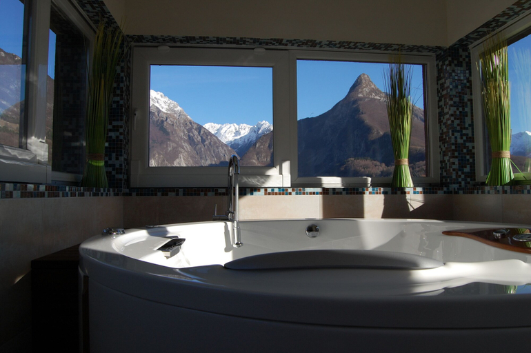 Bathroom 4, Hotel Mangart, Bovec