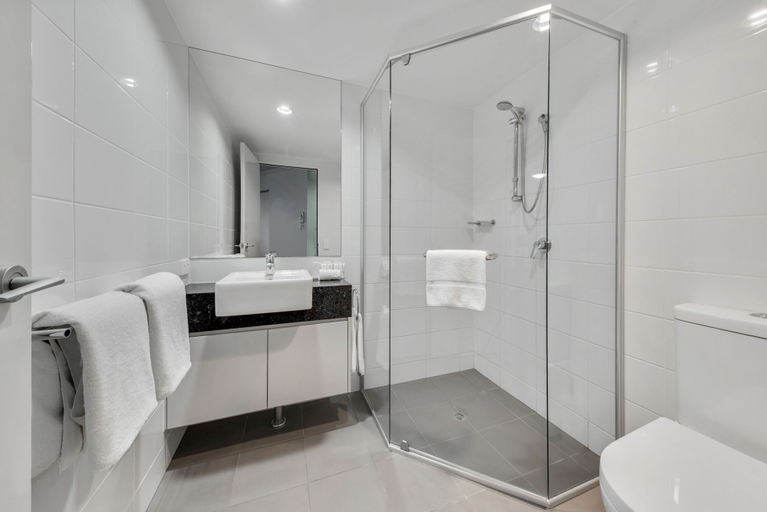 Bathroom 5, The Capitol Apartments, Brisbane