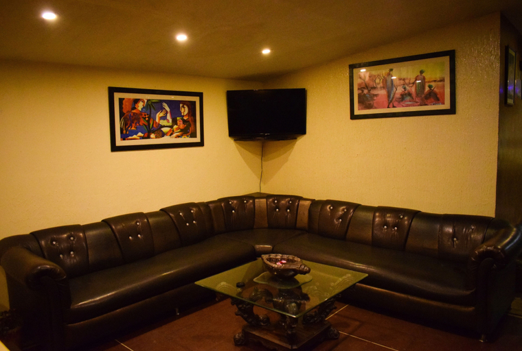 Others 5, Aachman Regency, Shimla