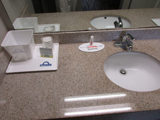 Bathroom 4, Days Inn & Suites by Wyndham Fort Valley, Peach