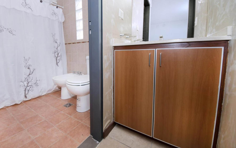 Bathroom, Fragueiro Flat BU6, Capital