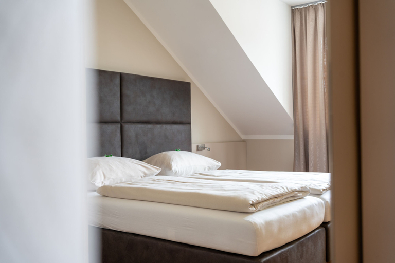Bedroom 5, eee hotel Perg, Perg