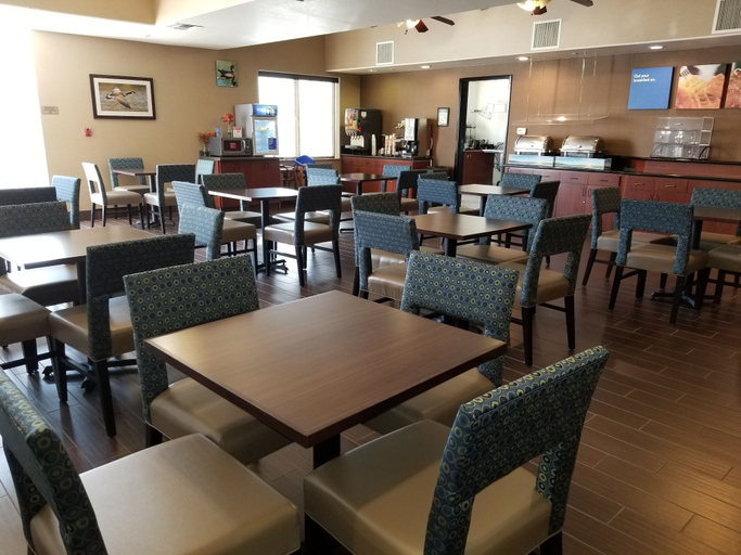 Food & Drinks 5, Comfort Inn & Suites Galt - Lodi North, Sacramento