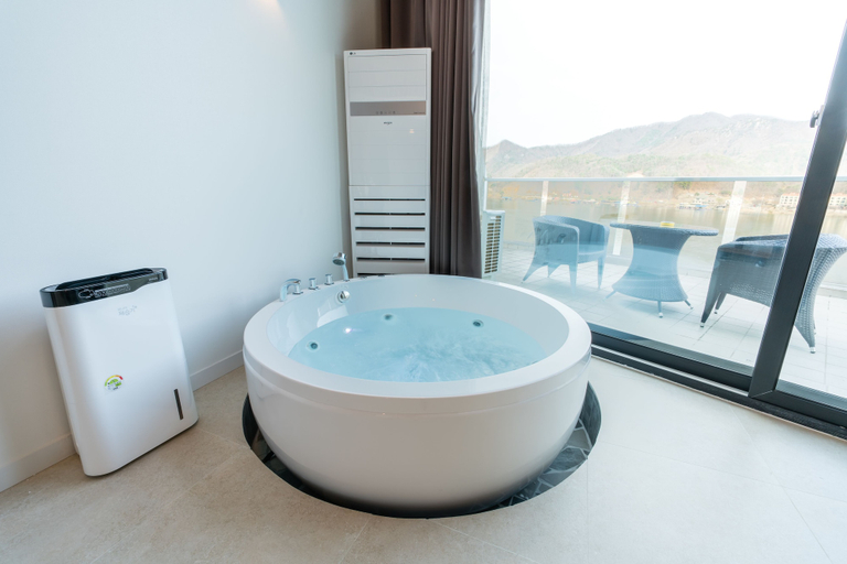 Bathroom 4, W Jiwoo Resort, Gapyeong