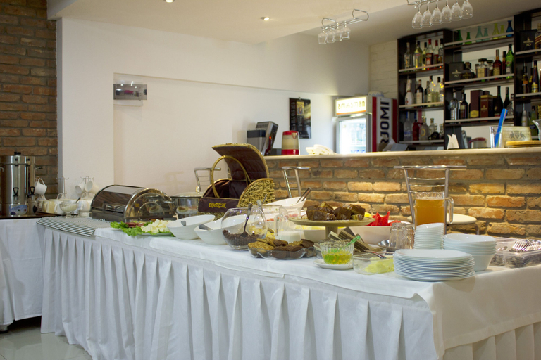 Food & Drinks 5, Oriental Hotel, Tbilisi