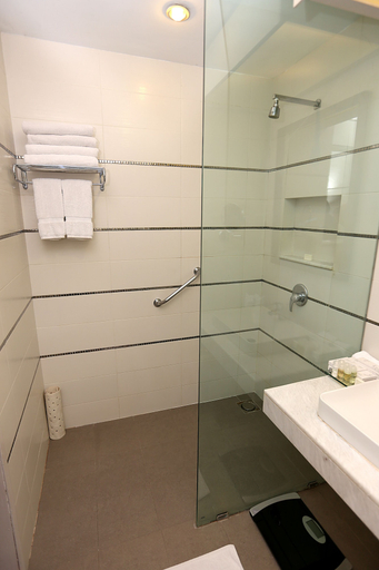 Bathroom 5, Ramada by Wyndham Multan, Multan