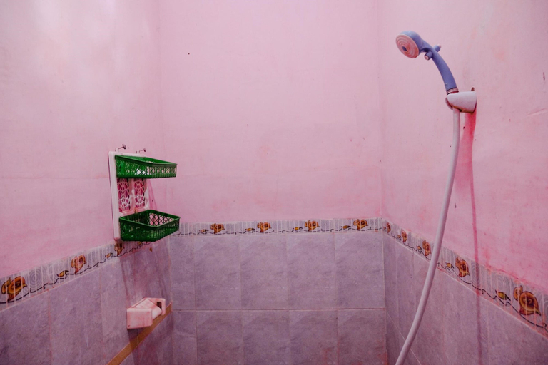 Bathroom 4, Ijen Traveller Homestay, Banyuwangi