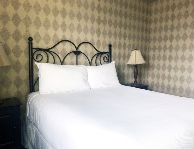 Bedroom 4, Georgian Bay Hotel Trademark Collection by Wyndham, Simcoe