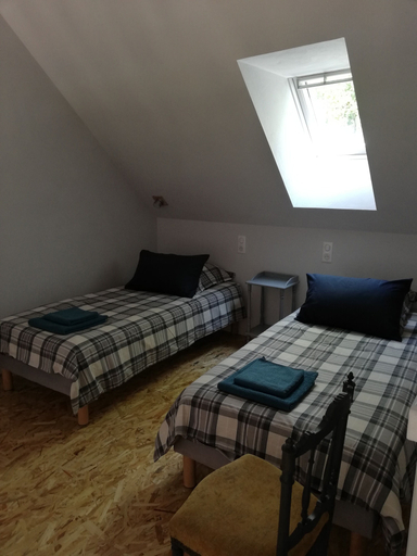 Bedroom 4, Les Perluètes, Lot