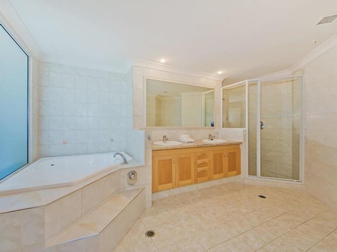 Bedroom 5, Oceana on Broadbeach, Gold Coast