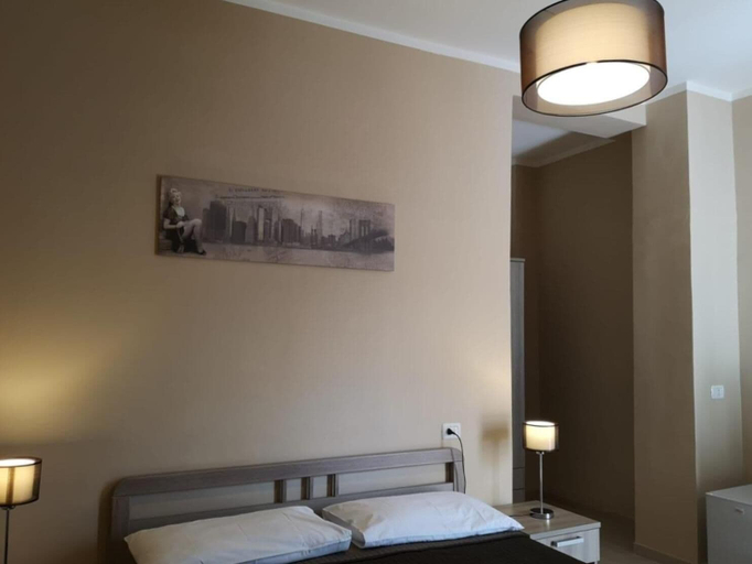 Bedroom 2, B&B Rossini, Foggia