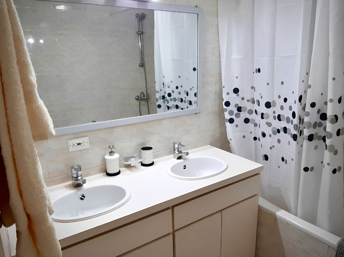Bathroom, Cozy one-bedroom & mezzanine apartment