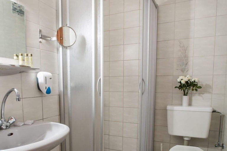 Bathroom 4, Hotel Seelacherhof, Völkermarkt